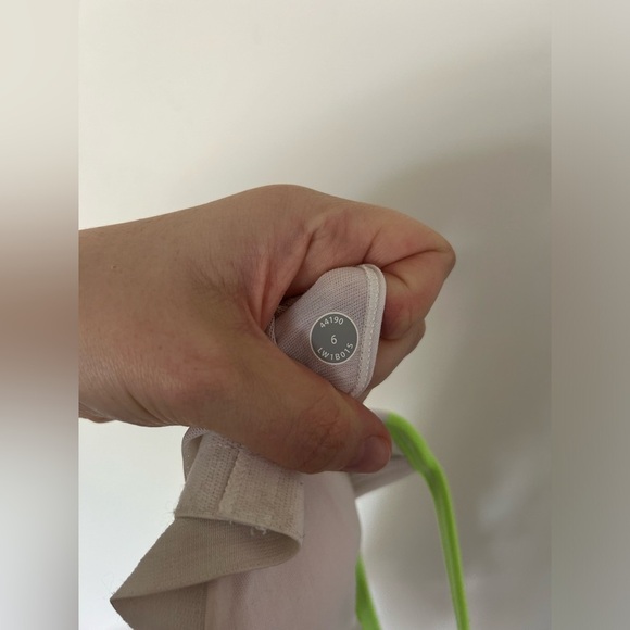 Lululemon Power Y Tank - Picture 9 of 9